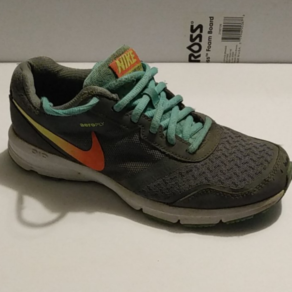 Nike aeroply women shoes